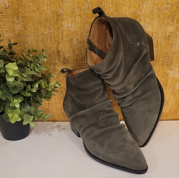 Anthro Kelsi Dagger Brooklyn Latch Sage Green Suede Ankle Boots